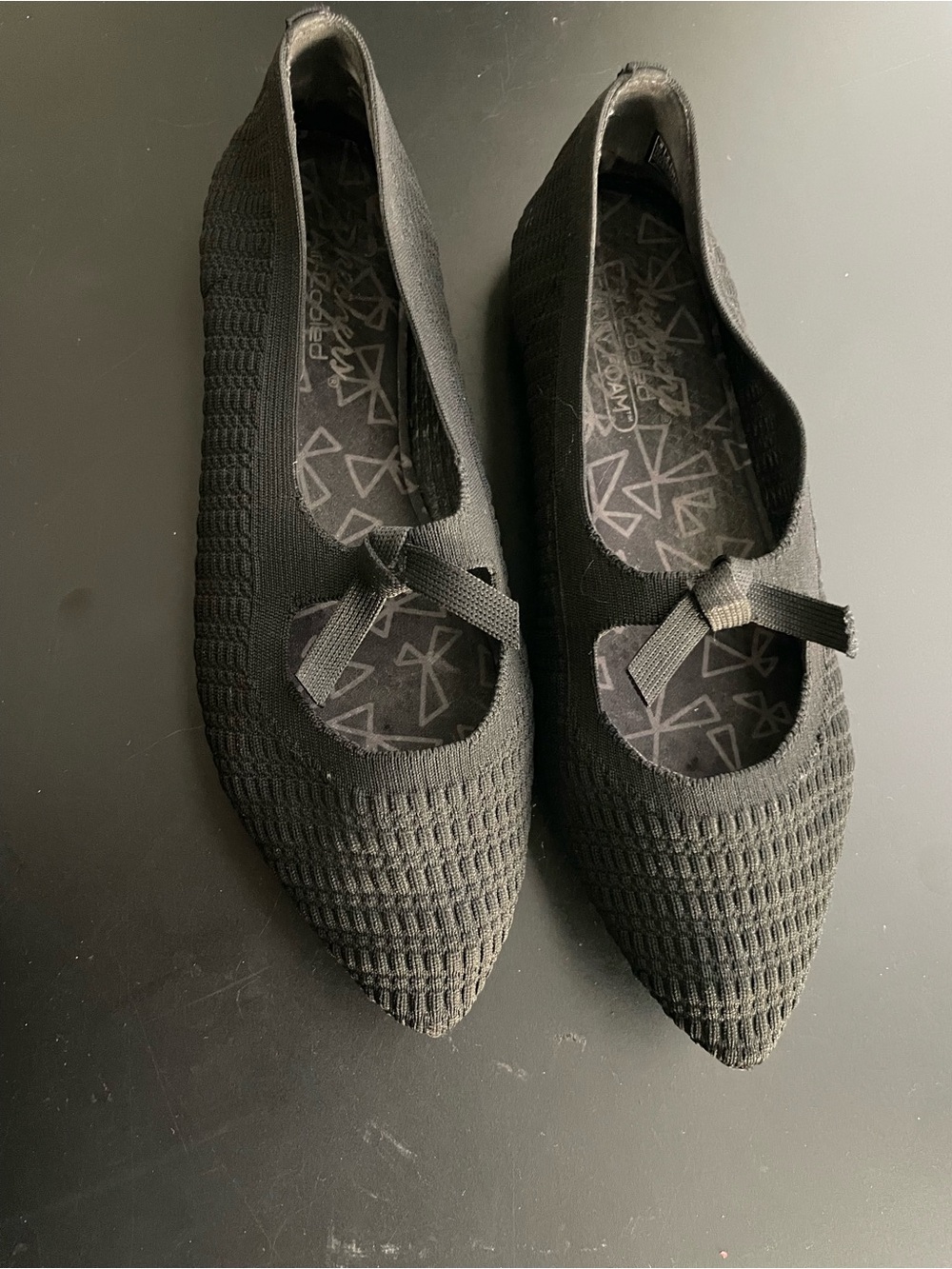 Skechers Black Pointed Knit Ballet Flats with Bow